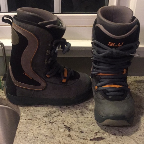 men's burton snowboard boots